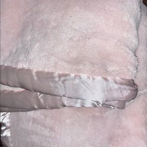 HTF rare Rachel ashwell Simply shabby chic king blanket